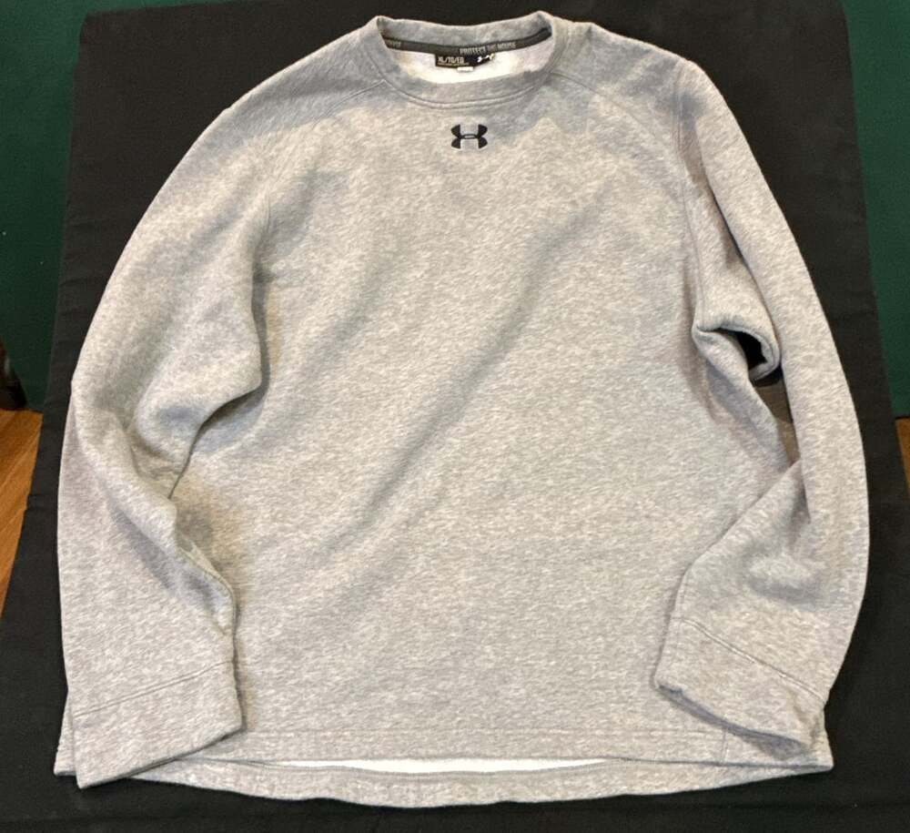 Under Armour Fleece Crewneck Sweatshirt Size XL Gray Loose Fit Protect This